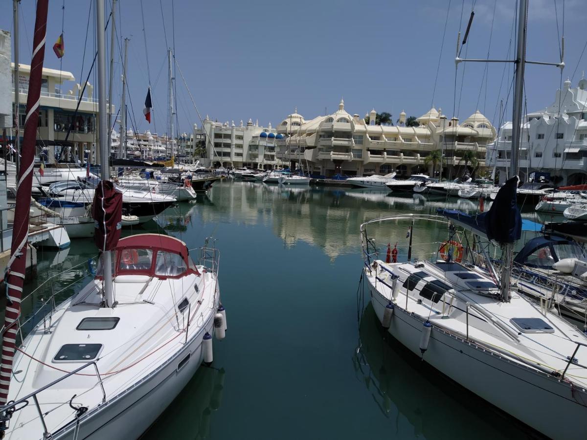 בנאלמדנה Apartment In Puerto Marina With Beautiful Views Of The Sea And The Boats מראה חיצוני תמונה
