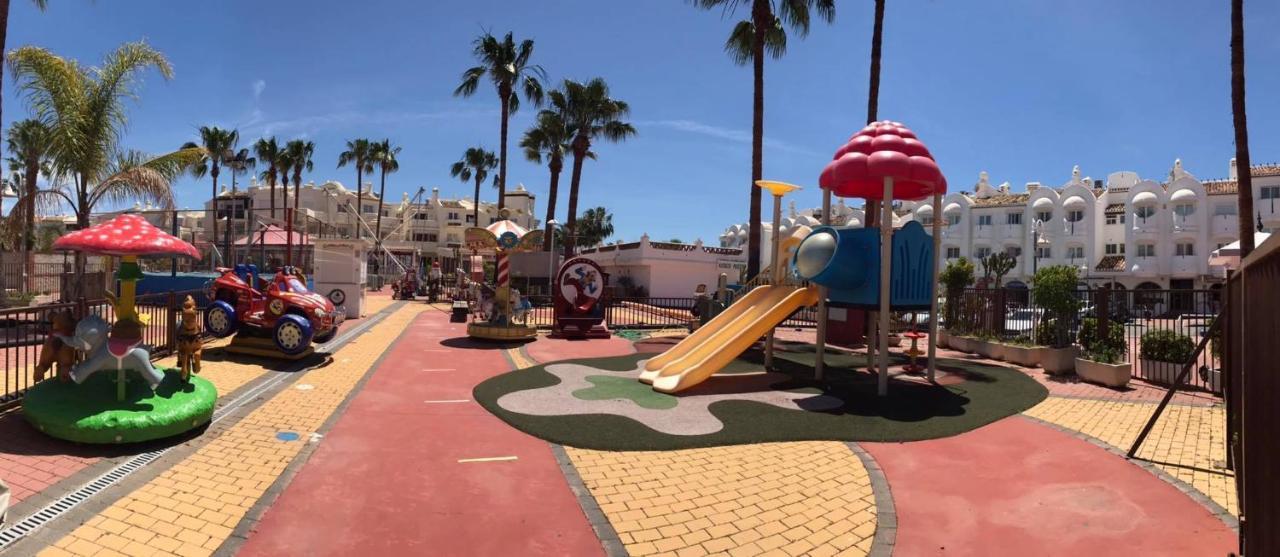 בנאלמדנה Apartment In Puerto Marina With Beautiful Views Of The Sea And The Boats מראה חיצוני תמונה