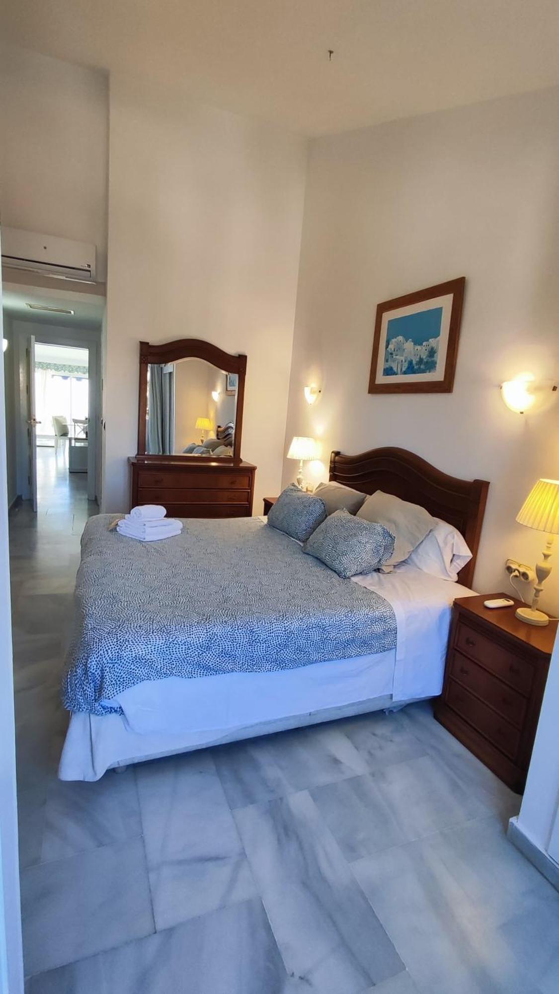 בנאלמדנה Apartment In Puerto Marina With Beautiful Views Of The Sea And The Boats מראה חיצוני תמונה